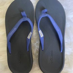 Columbia flip flops